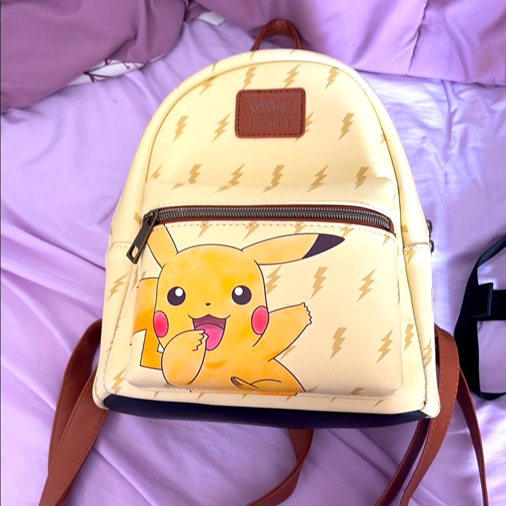 Pokémon Pikachu Loungefly Mini Backpack